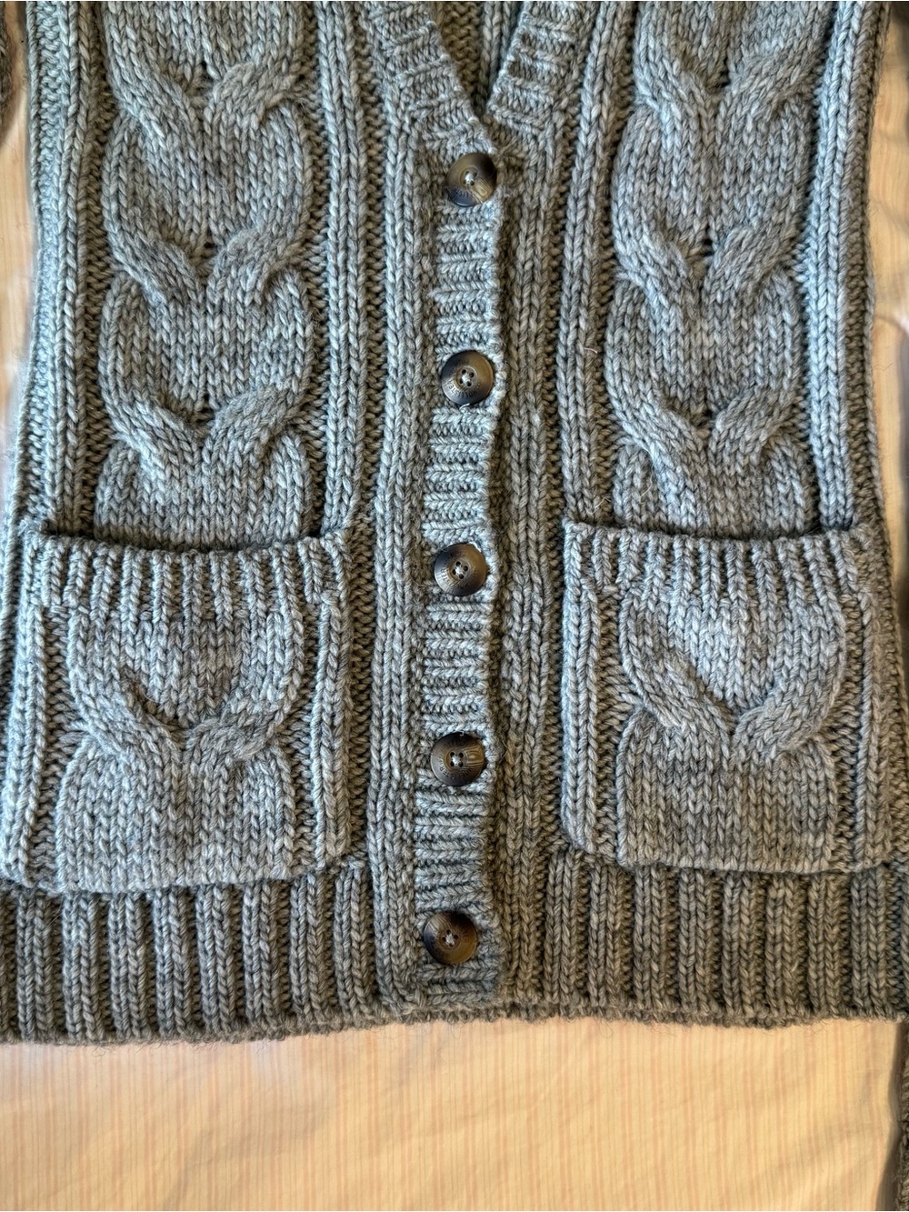 Hollister vintage Women's Gray Cable-Knit Button Cardigan Sweater - Picture 2 of 8